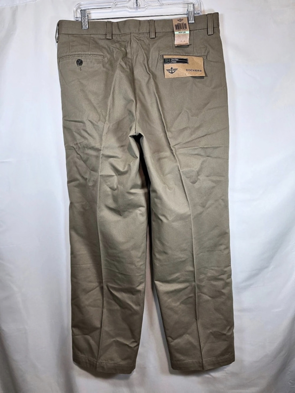 Dockers D4 Relaxed Fit Pleated Khaki Chino Pants Brown Waist 34 Business Casual
